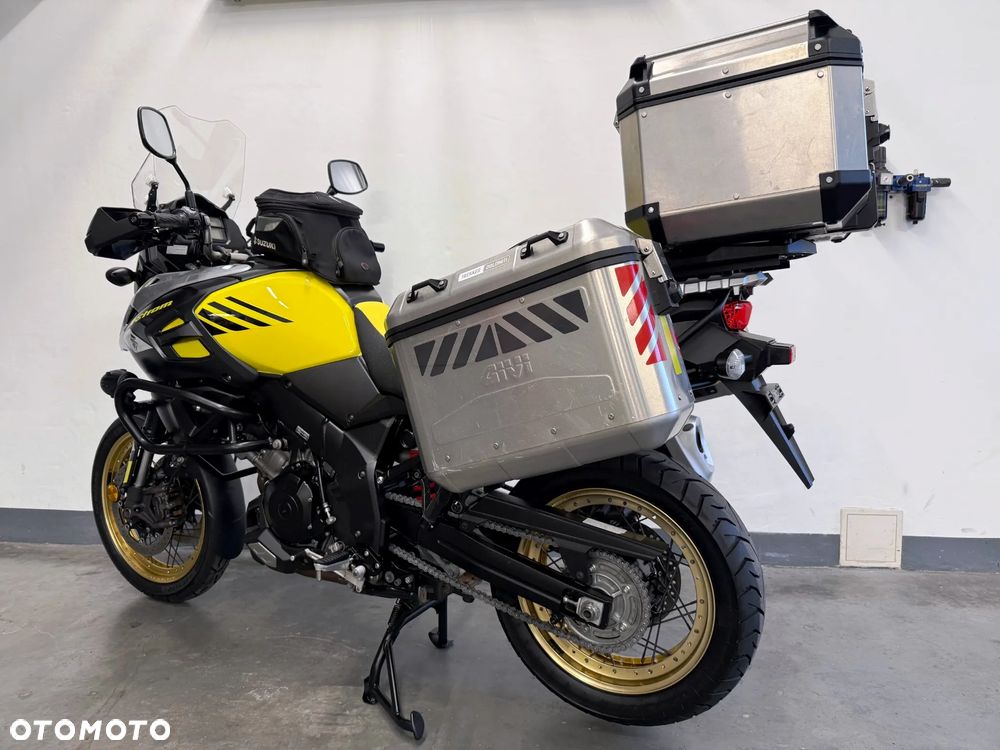 Suzuki V-STROM - 4