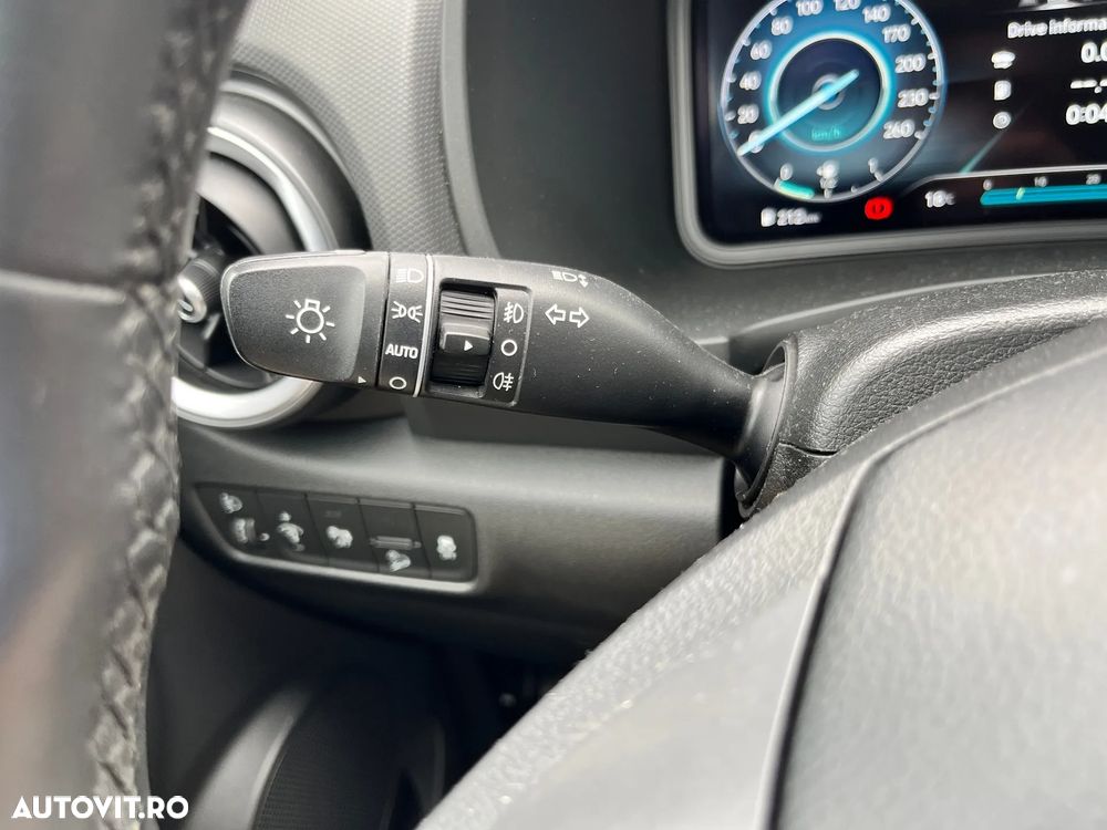 Hyundai KONA - 22