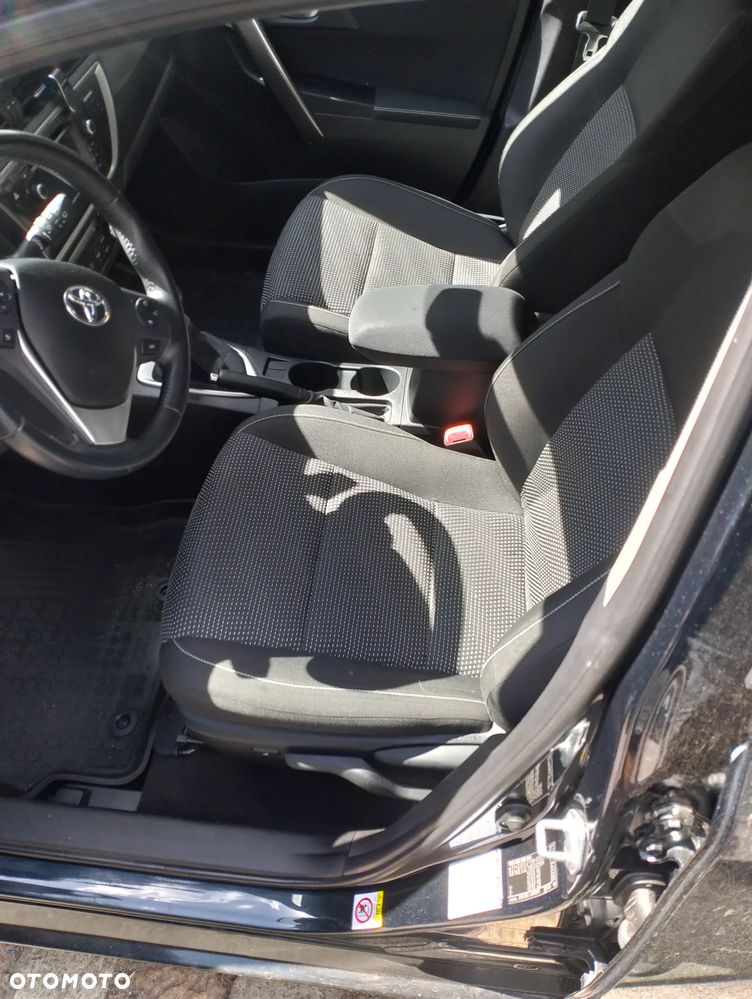 Toyota Auris 1.6 Active - 11
