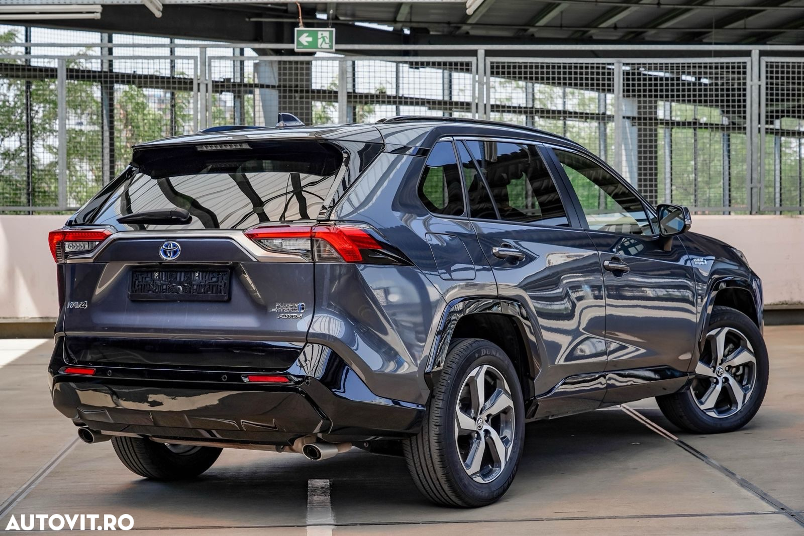 Toyota RAV4 Plug-in-Hybrid - 12