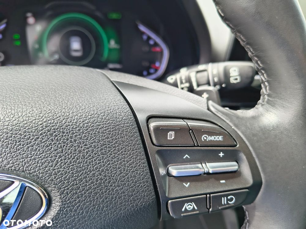 Hyundai i30 1.5 T-GDI 48V-Hybrid DCT EDITION 30 - 12