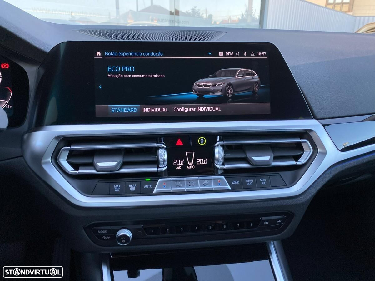 BMW 320 i Touring Line Sport - 27