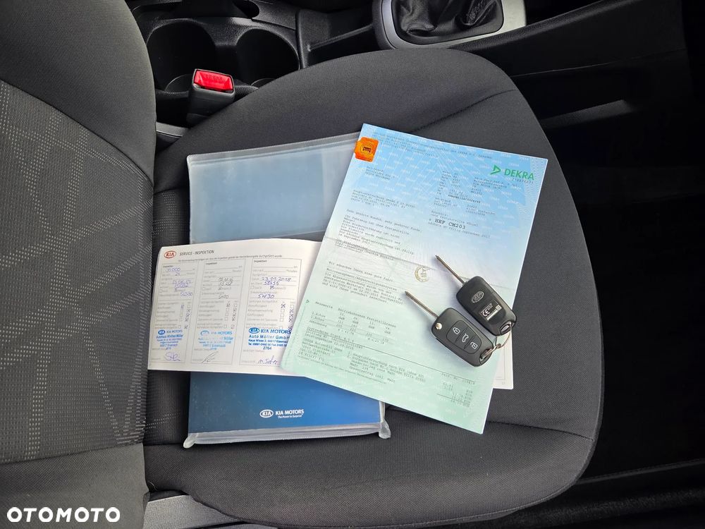 Kia Rio 1.4 Dream Team Edition - 8