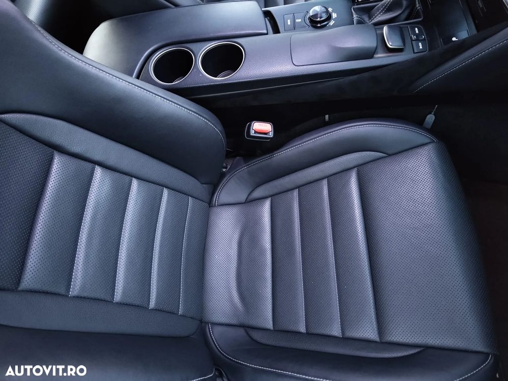 Lexus Seria IS 250 2.5 V6 Aut Sport - 19