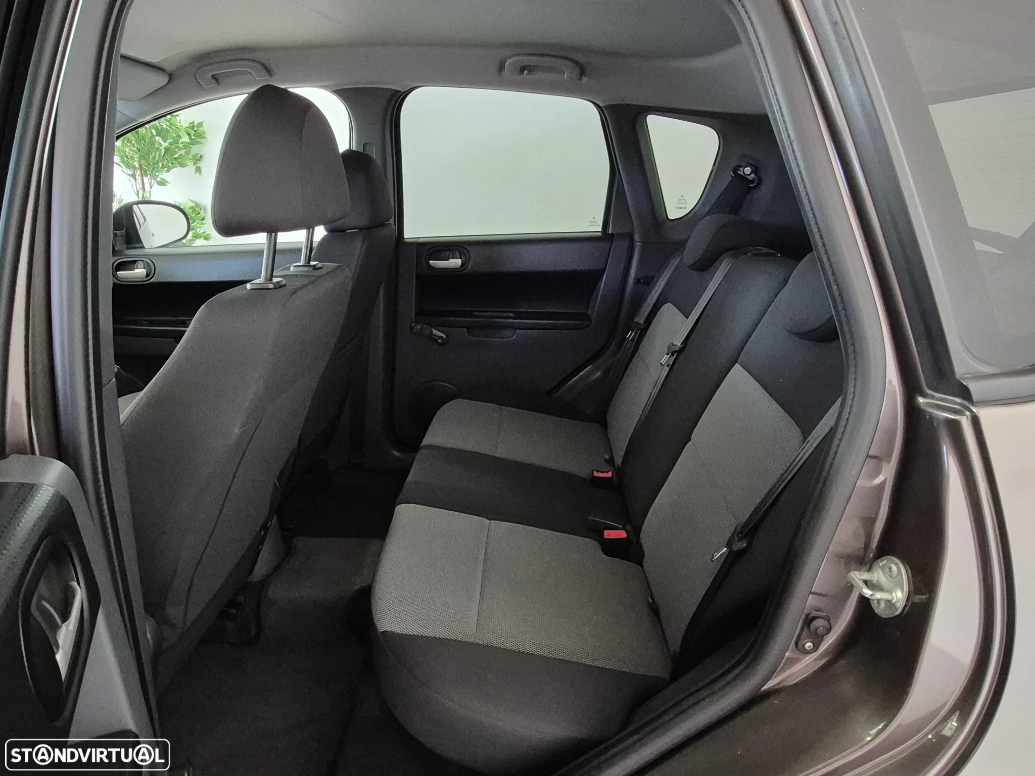 Mitsubishi Colt 1.3 E-Motion ClearTec - 12