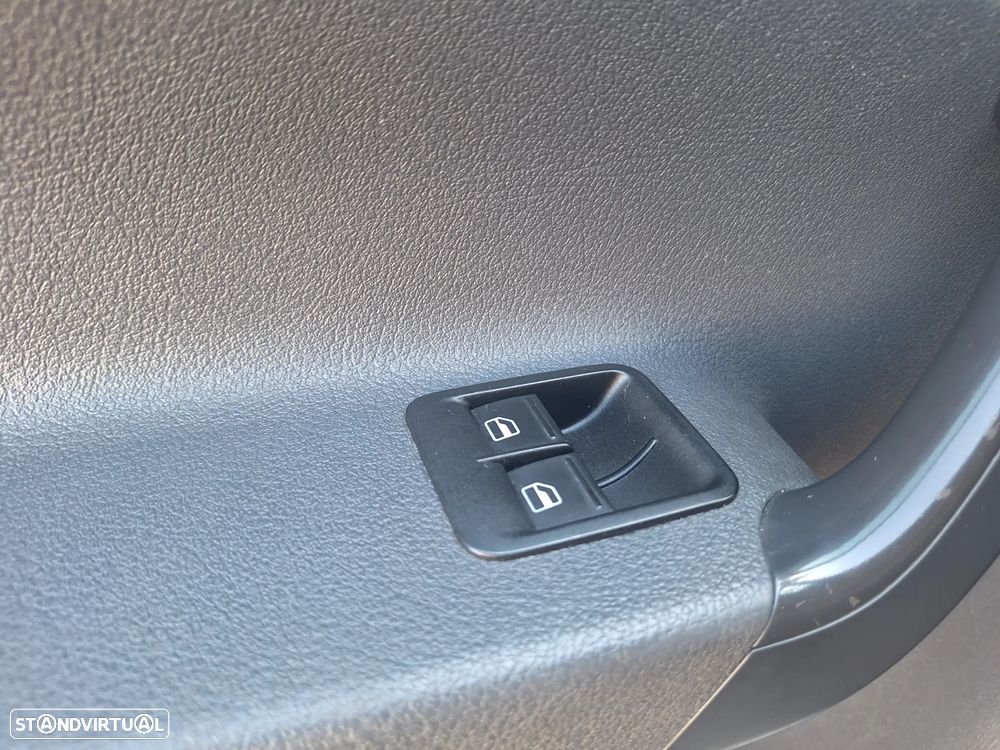 VW Caddy 1.6 TDi Trendline Bluemotion c/Girafon - 22