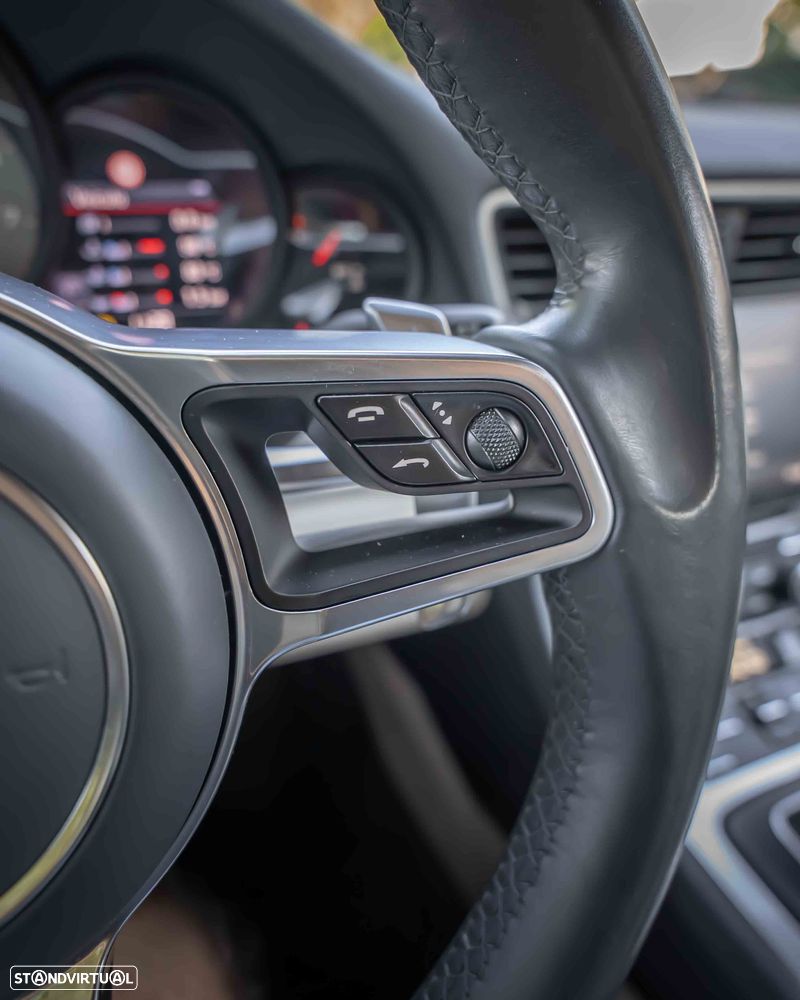Porsche 911 (991) - 17