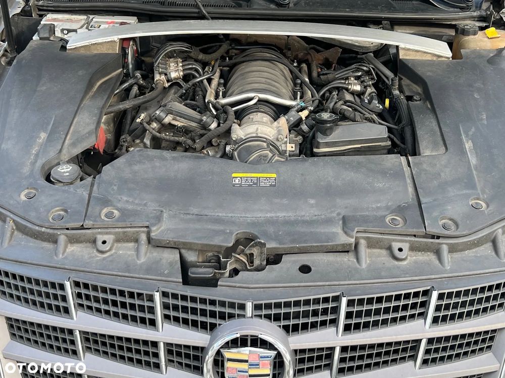 Cadillac STS - 17