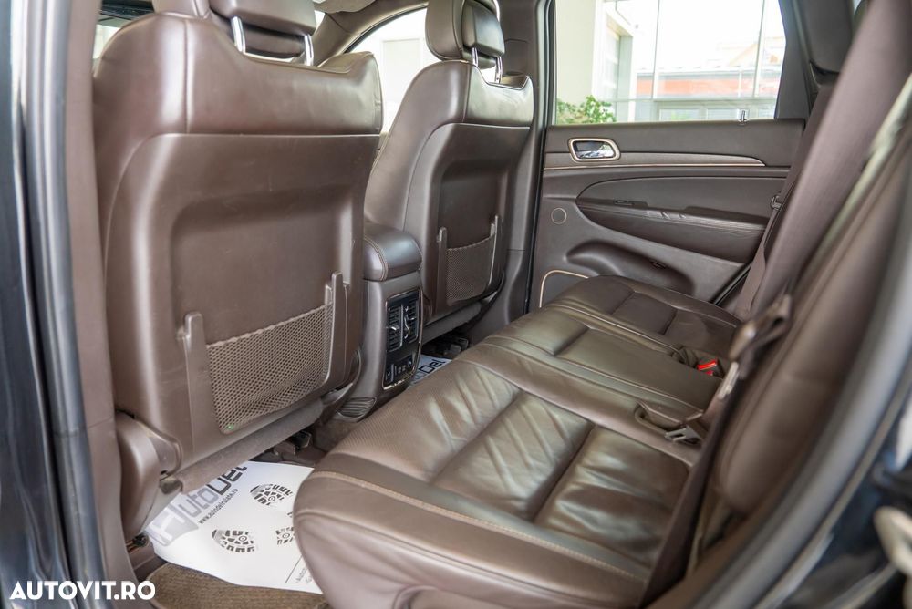 Jeep Grand Cherokee - 18
