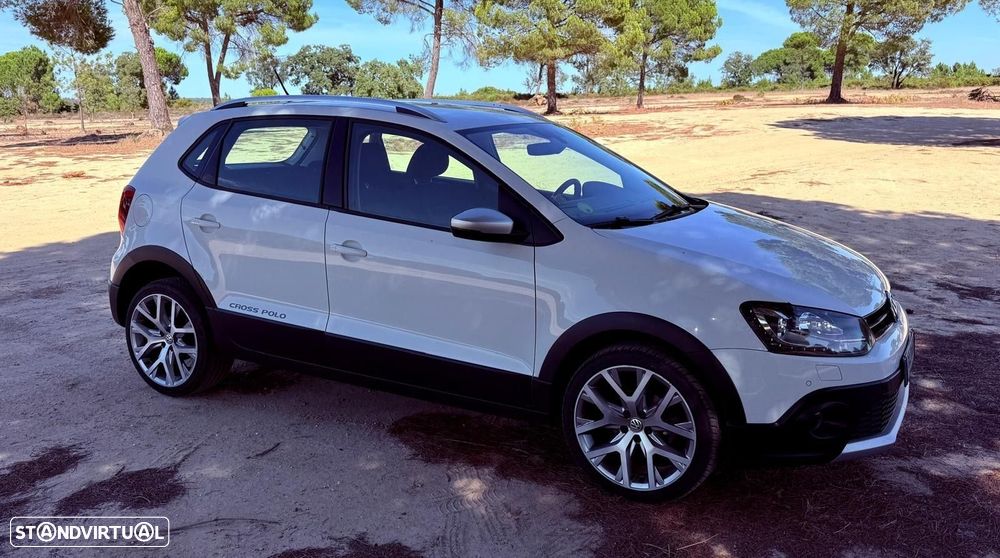 VW CrossPolo Polo 1.4 TDI (Blue Motion ) DSG - 11