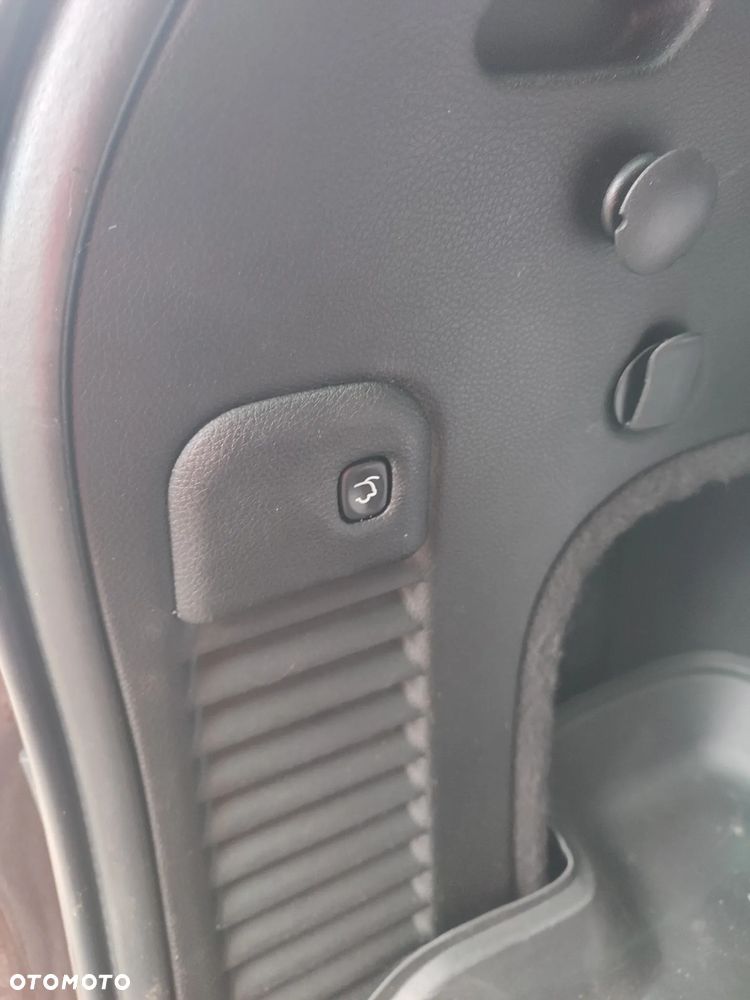 Jeep Grand Cherokee - 13