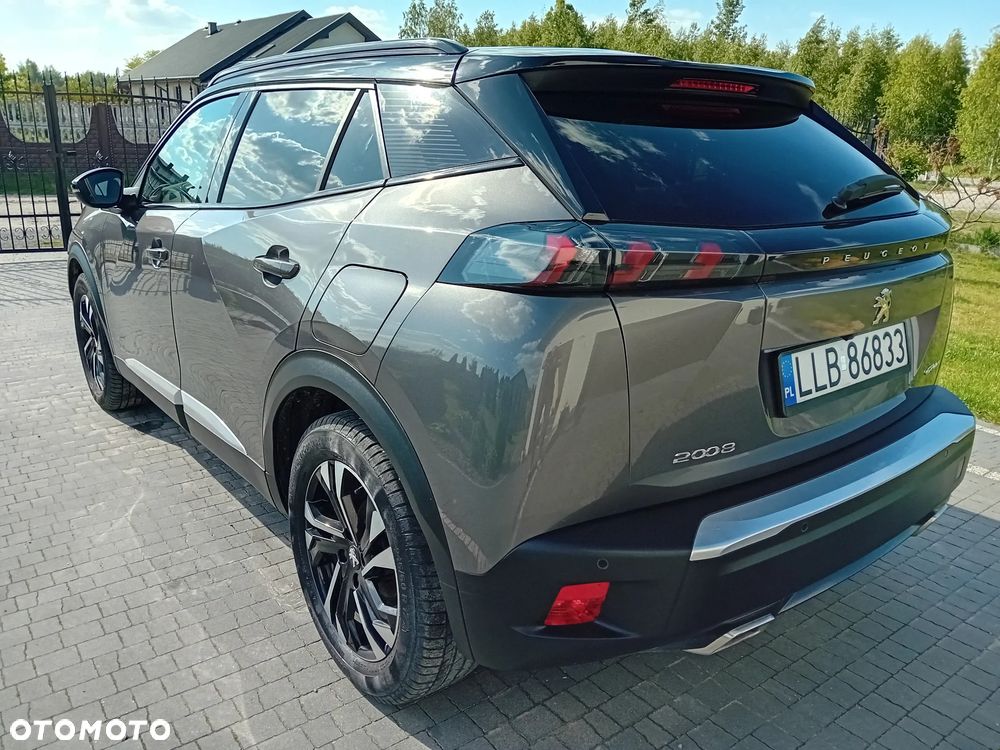 Peugeot 2008 1.2 PureTech GT Line S&S - 9