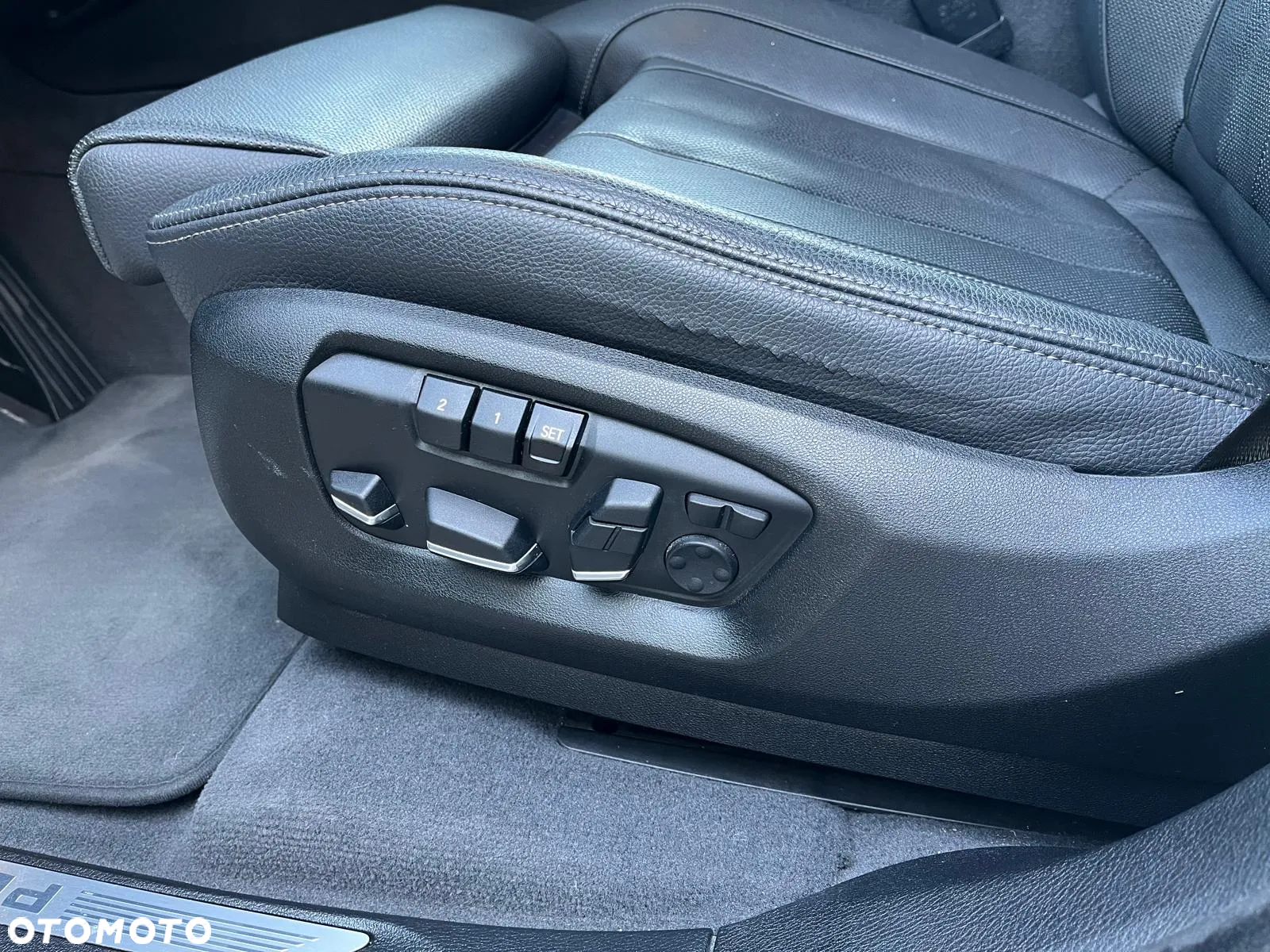 BMW X6 M50d - 17