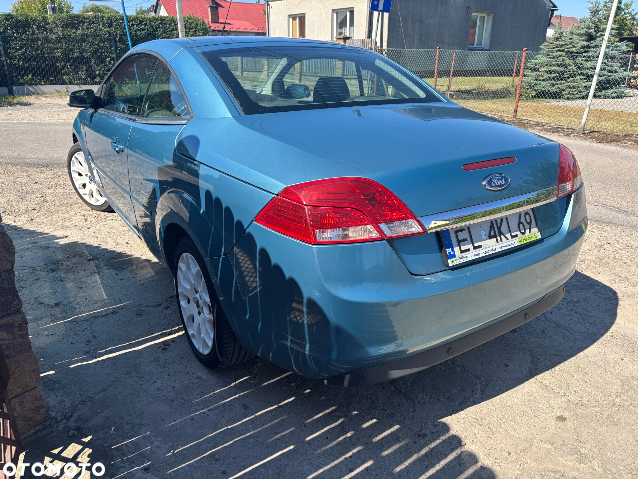 Ford Focus Coupe-Cabriolet 2.0 16V Blue Magic - 6