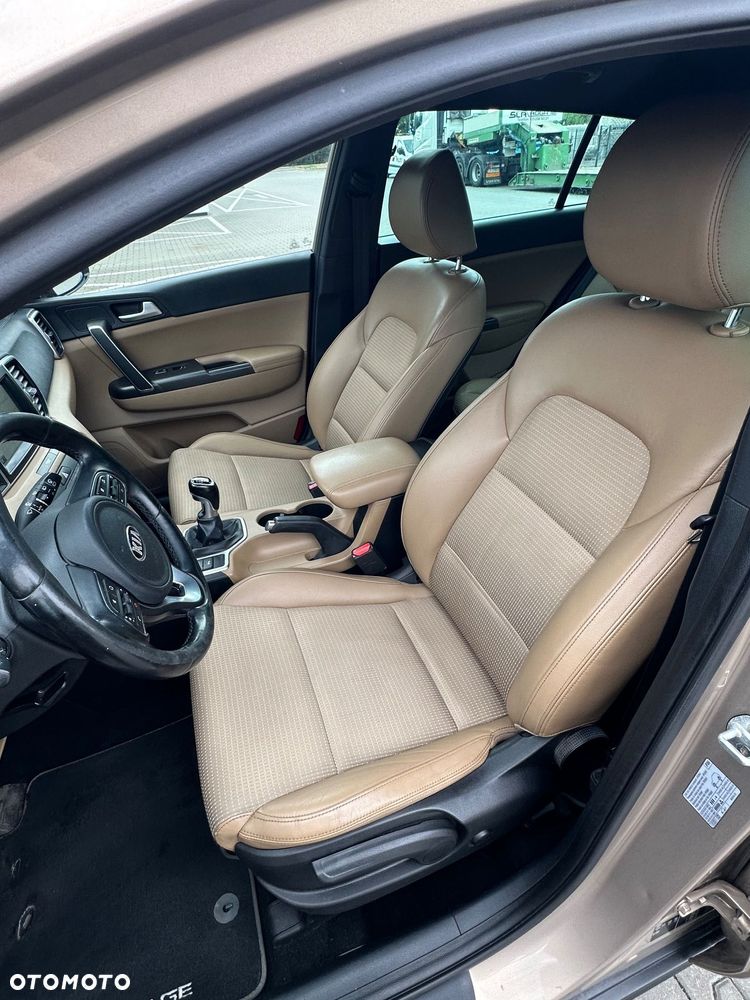 Kia Sportage 1.6 GDI Business Line 2WD - 25