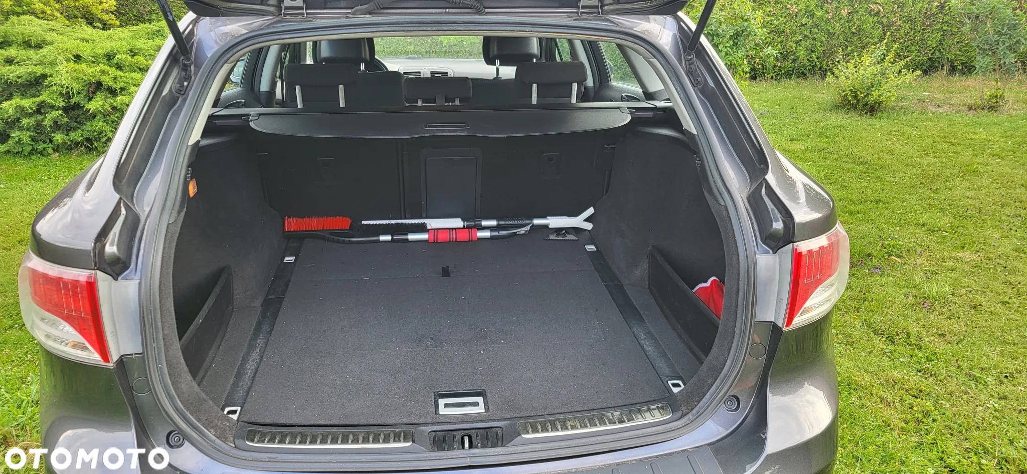 Toyota Avensis - 5
