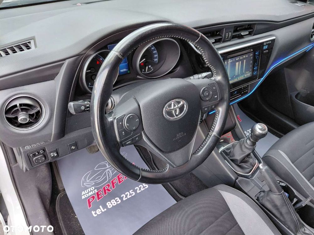 Toyota Auris - 9