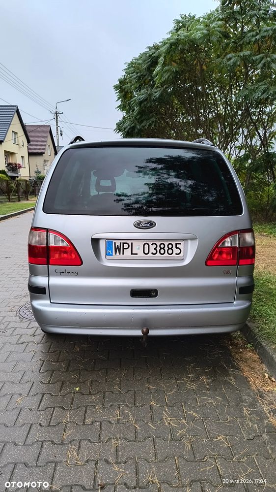 Ford Galaxy - 4