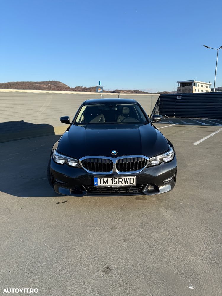 BMW Seria 3 320i GT Aut. Luxury Line - 4