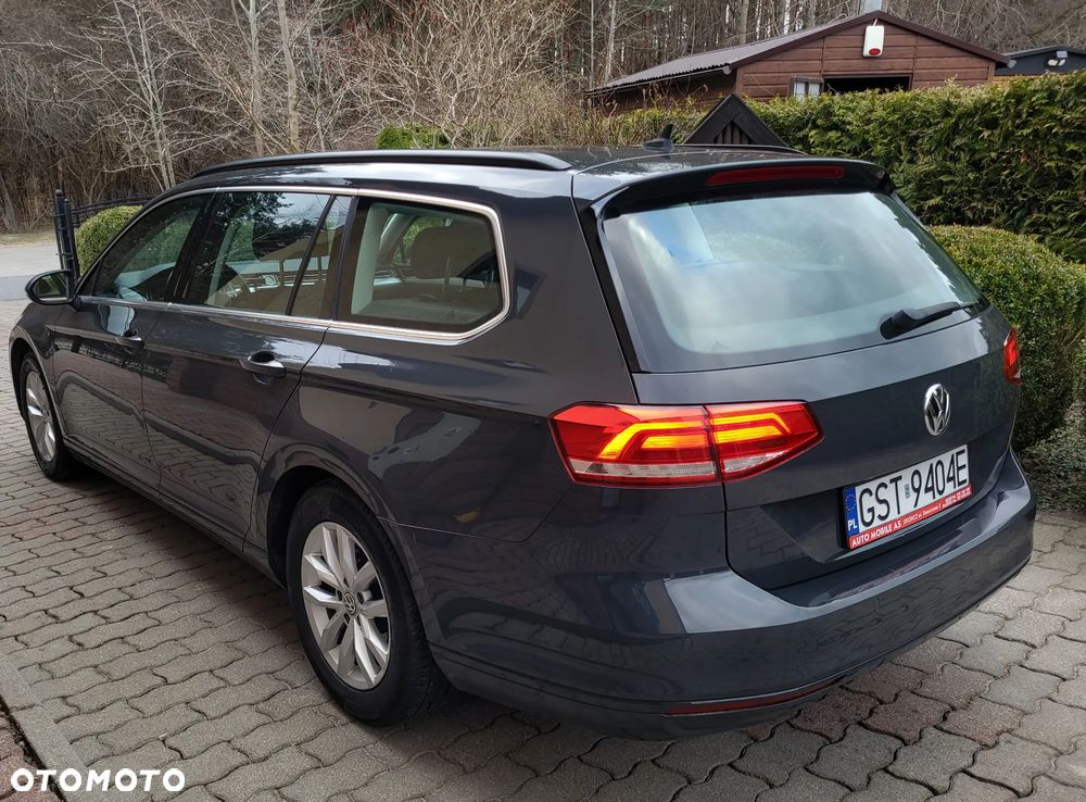 Volkswagen Passat - 5