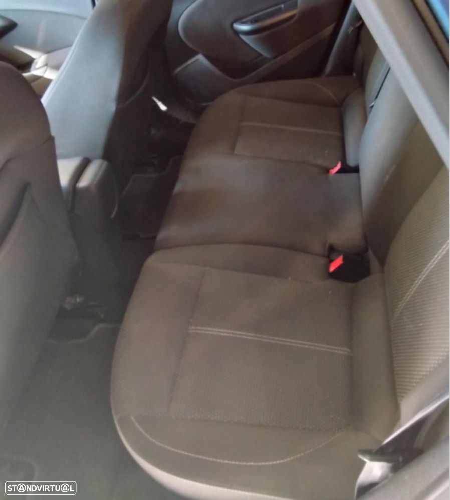 Opel Astra Sports Tourer - 3