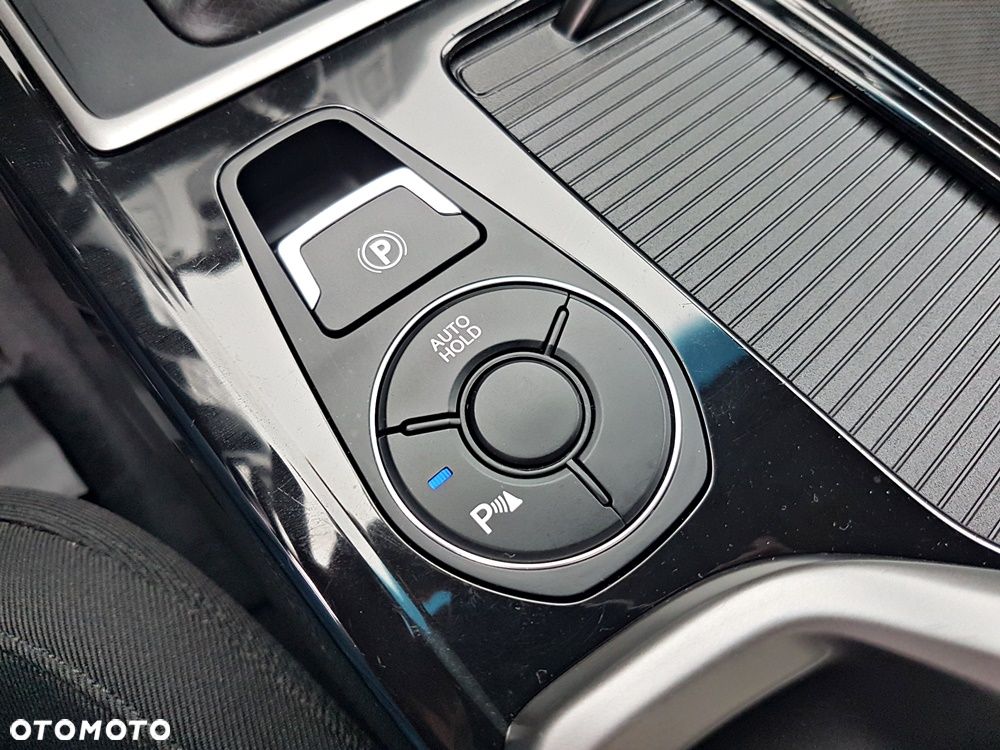 Hyundai i40 Kombi blue 1.6 CRDi DCT Space Plus - 26