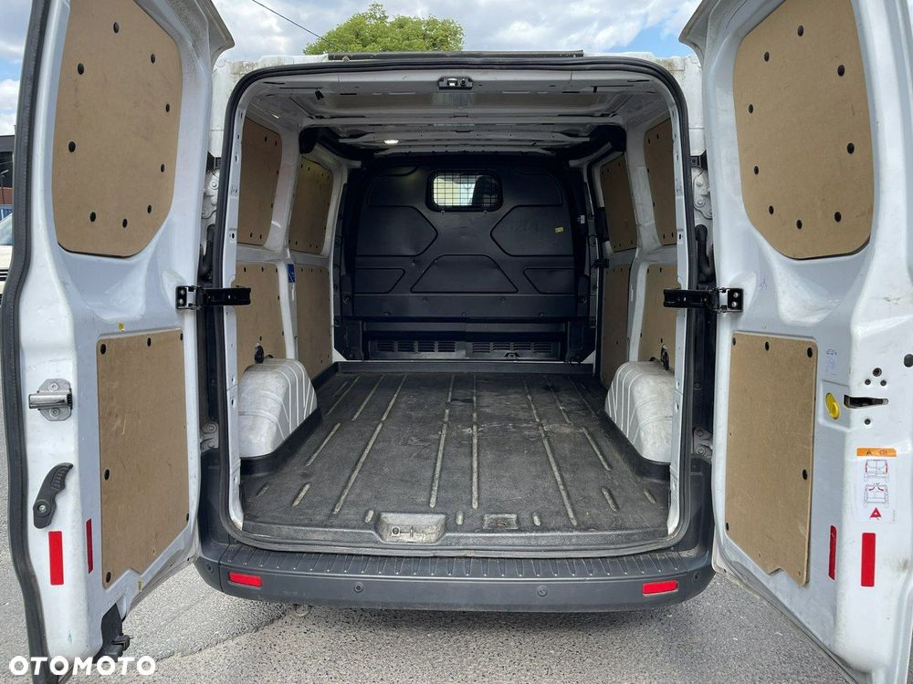 Ford Transit Custom - 16