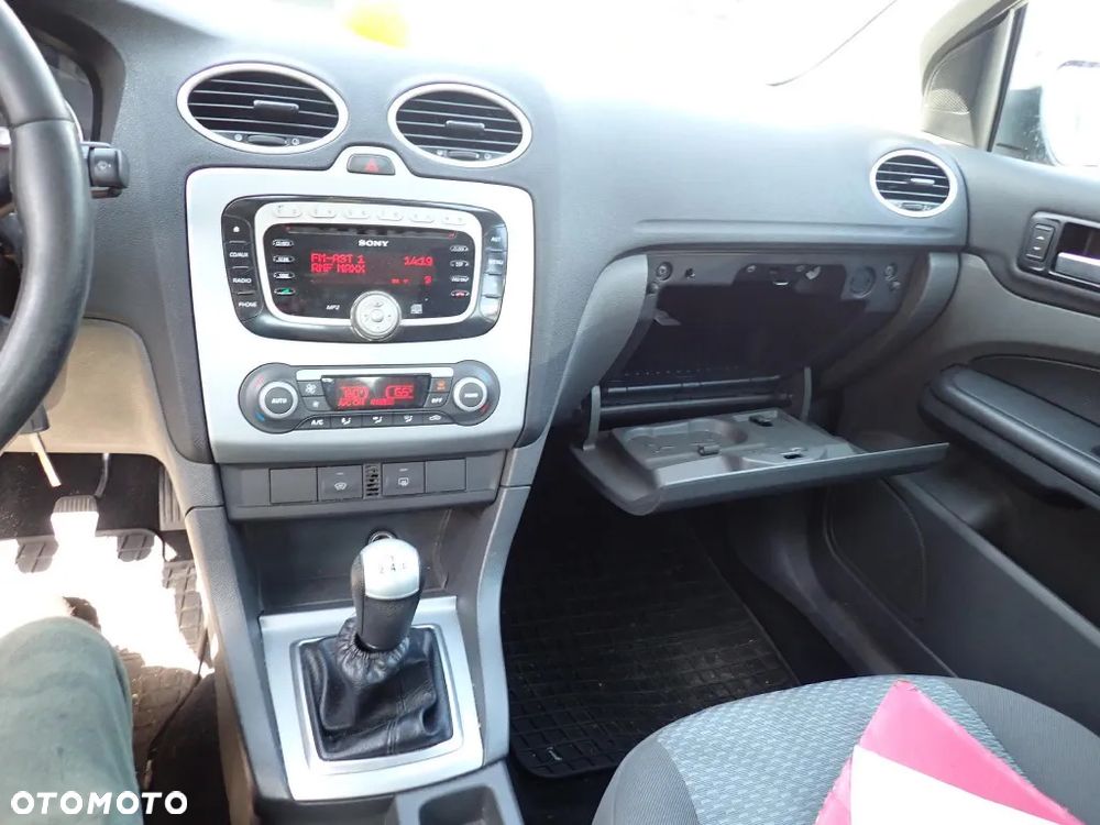 CZĘŚCI - Ford Focus II MK2 1,6 TDCI 80kW 109KM HB 5D lakier H4 2007r. INDEX - 9623 - 8