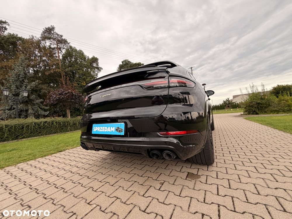 Porsche Cayenne E-Hybrid Platinum Edition - 18
