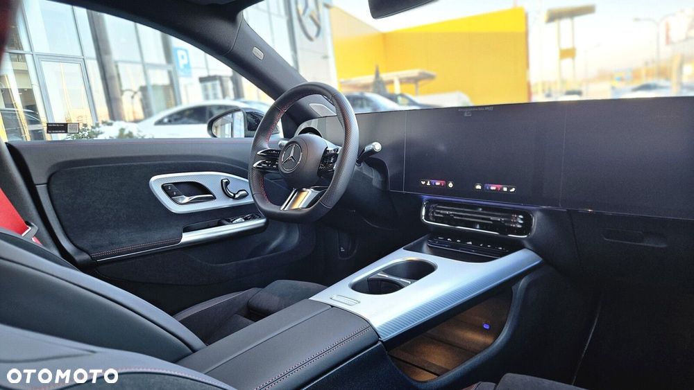 Mercedes-Benz CLA - 18