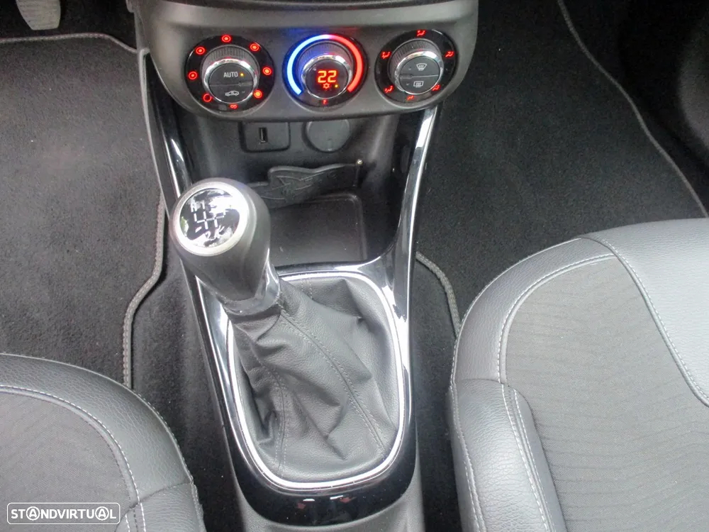 Opel Adam 1.2 Glam - 21
