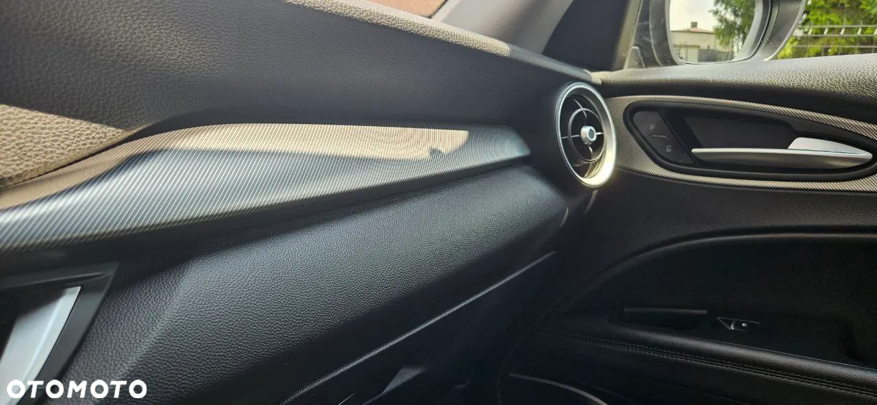 Alfa Romeo Stelvio 2.0 Turbo Veloce Q4 - 22