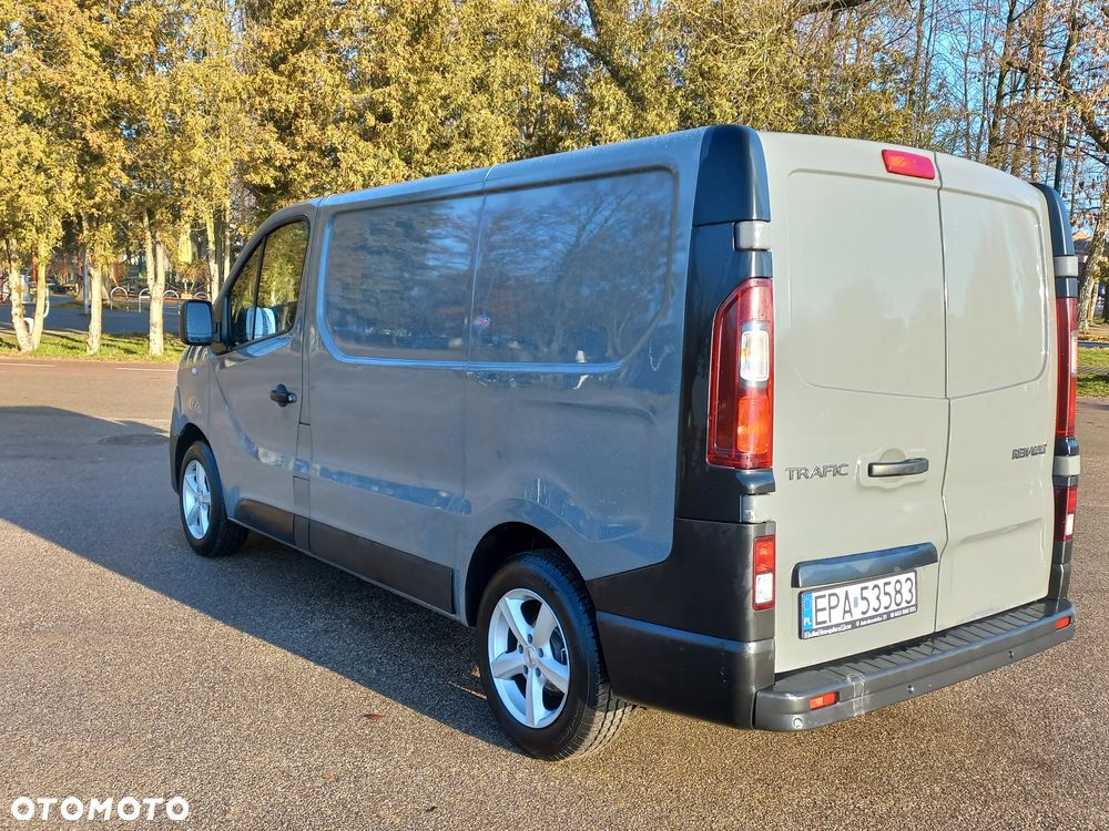Renault TRAFIC - 6