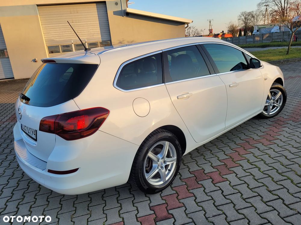 Opel Astra 1.4 Turbo Sports Tourer - 10