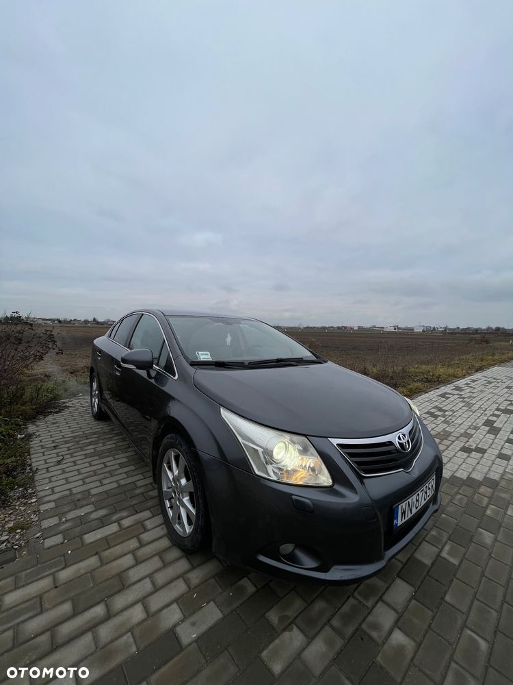 Toyota Avensis 2.0 Premium EU5 MS - 1