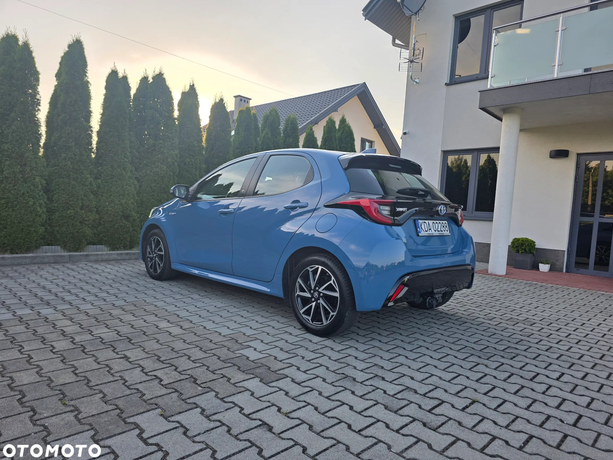 Toyota Yaris Hybrid 1.5 VVT-i Team Deutschland - 17