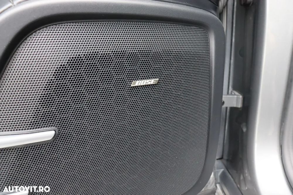 Porsche Cayenne 4.2 L S - 14