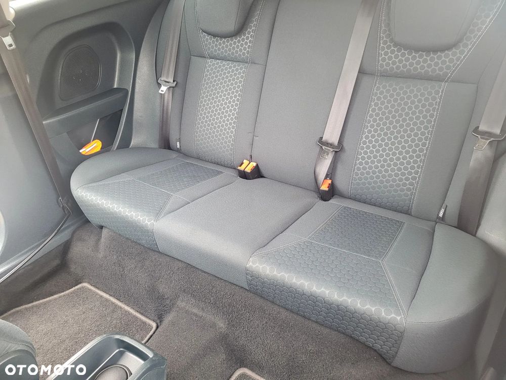 Ford Fiesta 1.6 TDCi Titanium - 15