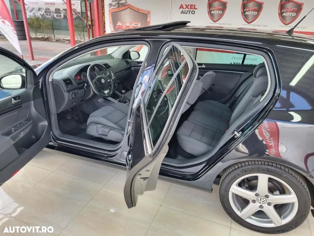 Volkswagen Golf 1.4 TSI GT Sport - 25
