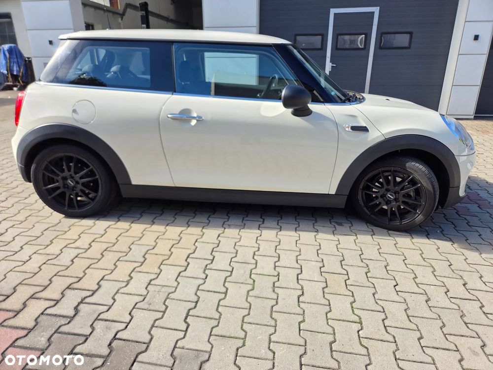MINI ONE Standard - 15