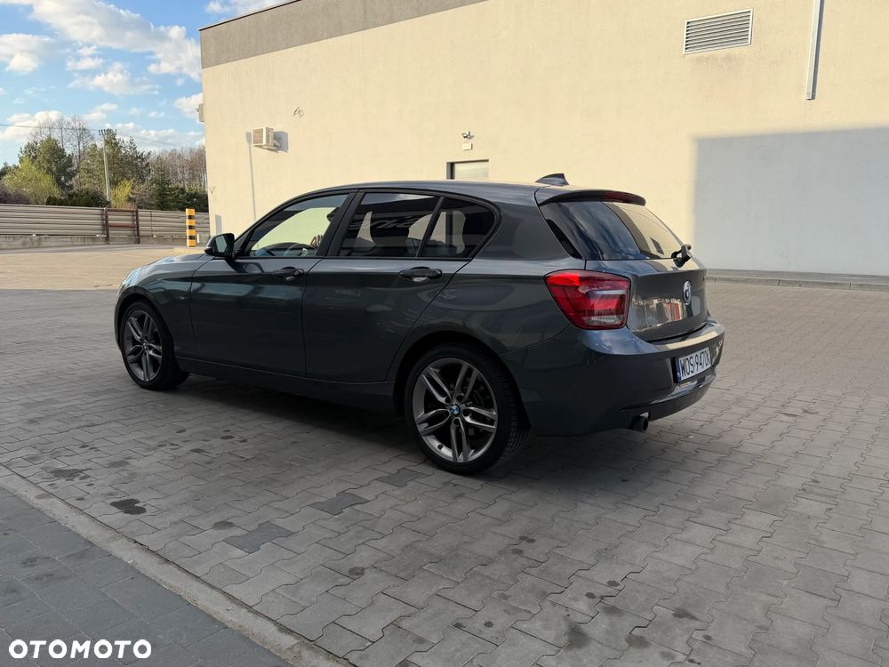 BMW Seria 1 116d Sport Line - 7