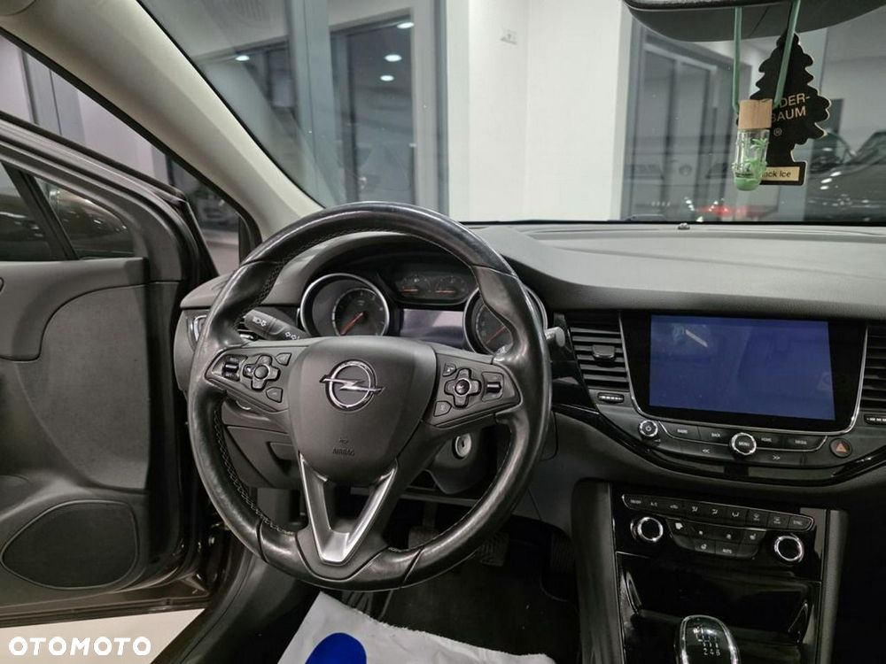 Opel Astra 1.4 Turbo Innovation - 21