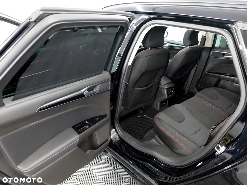 Ford Mondeo 2.0 TDCi ST-Line - 10