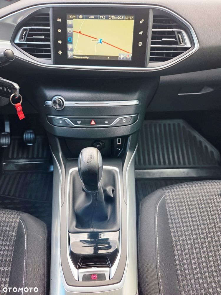 Peugeot 308 1.6 e-HDi Allure S&S - 37
