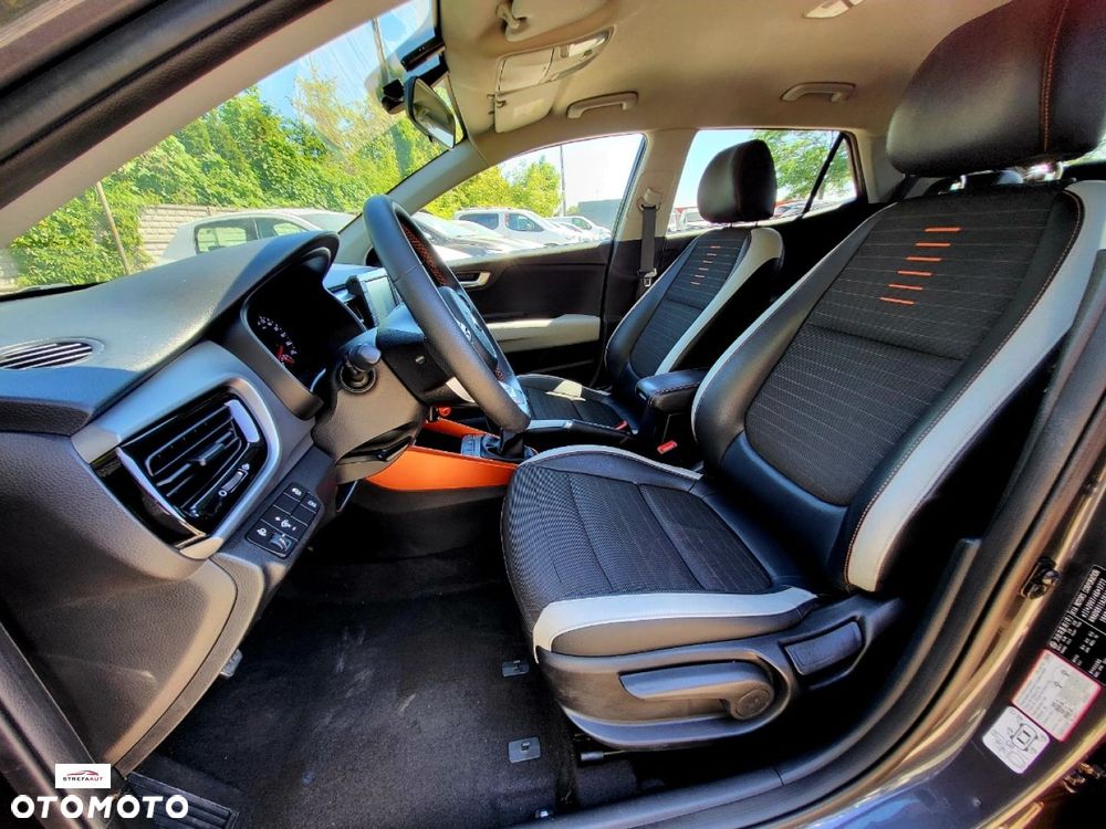 Kia Stonic - 5