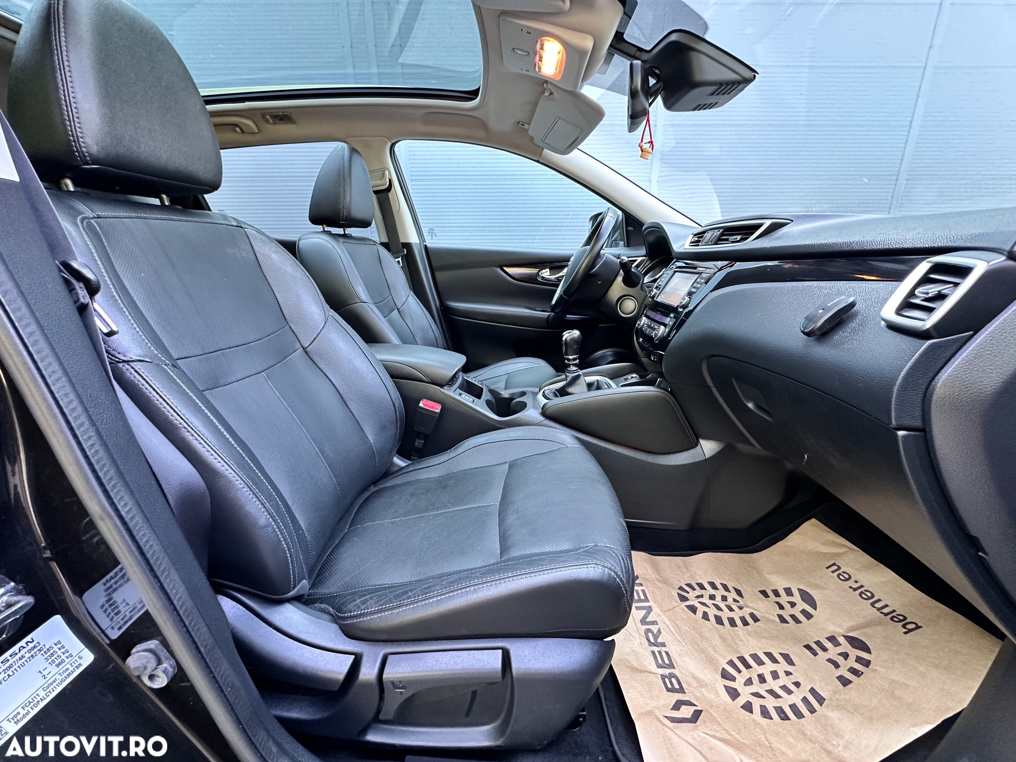 Nissan Qashqai 1.6 DIG-T TEKNA - 31