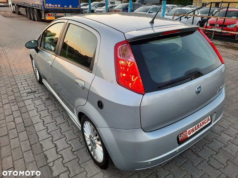 Fiat Grande Punto 1.4 16V Racing - 11