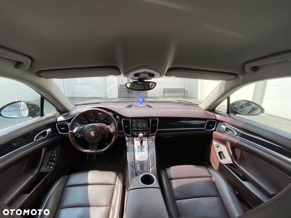 Porsche Panamera Diesel - 25