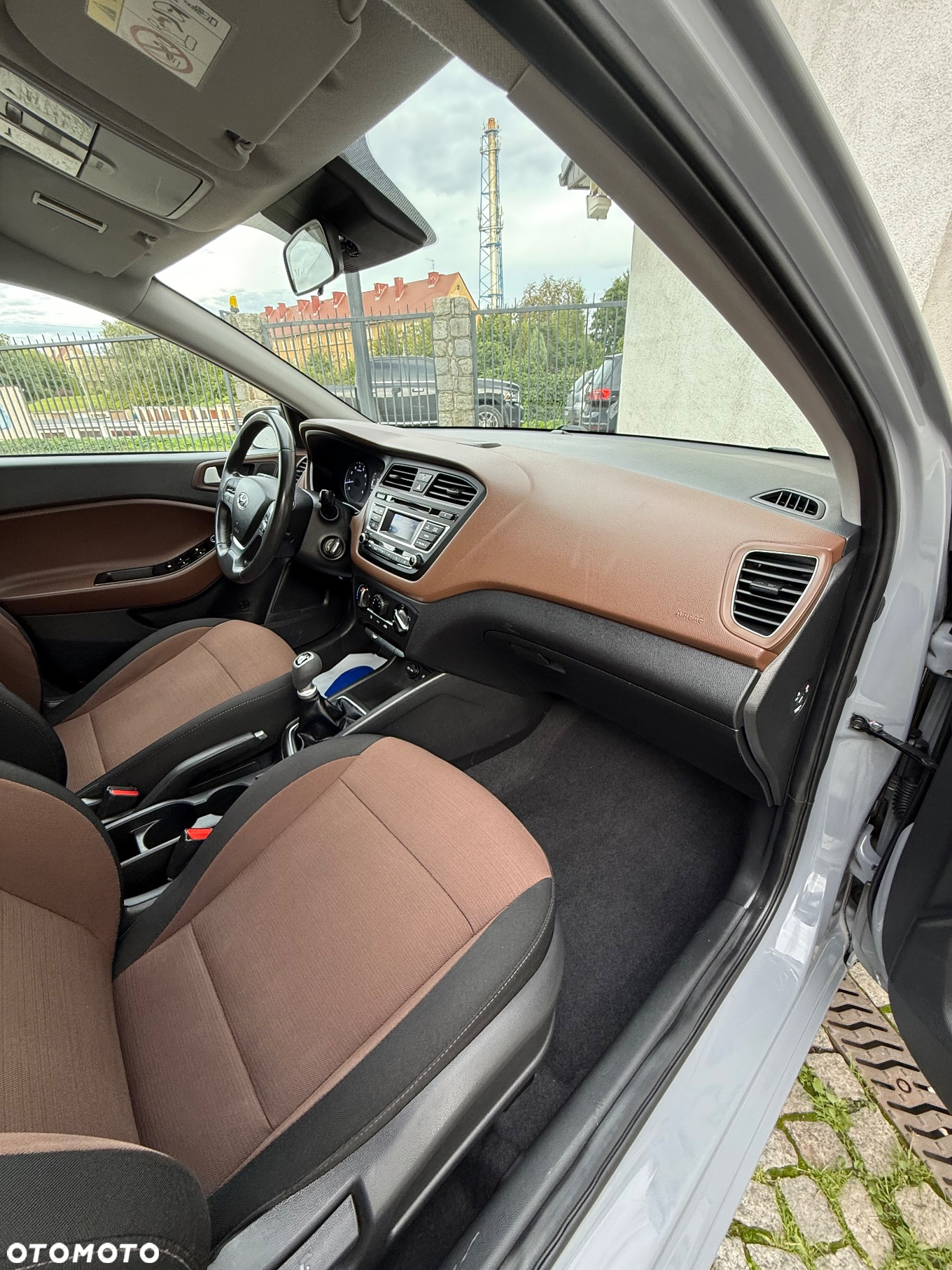 Hyundai i20 - 21