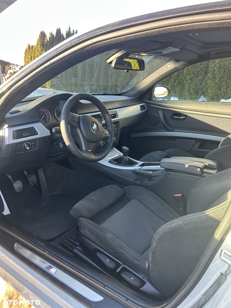 BMW Seria 3 320d - 12